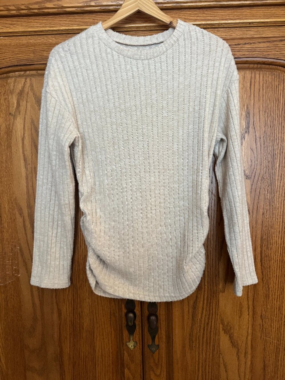 Women’s Cream Ribbed Knit Sweater – Classic Crewneck